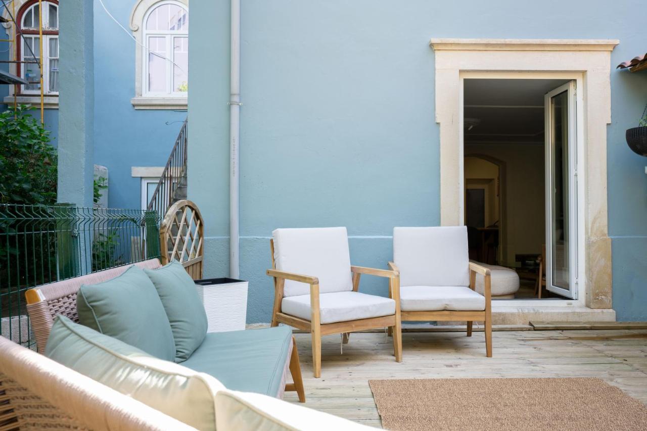Charming In Historic House Coimbra